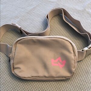 Port Authority Beige Hip Pack BG936 Belt Bag Crossbody Lightweight Neutral #1131